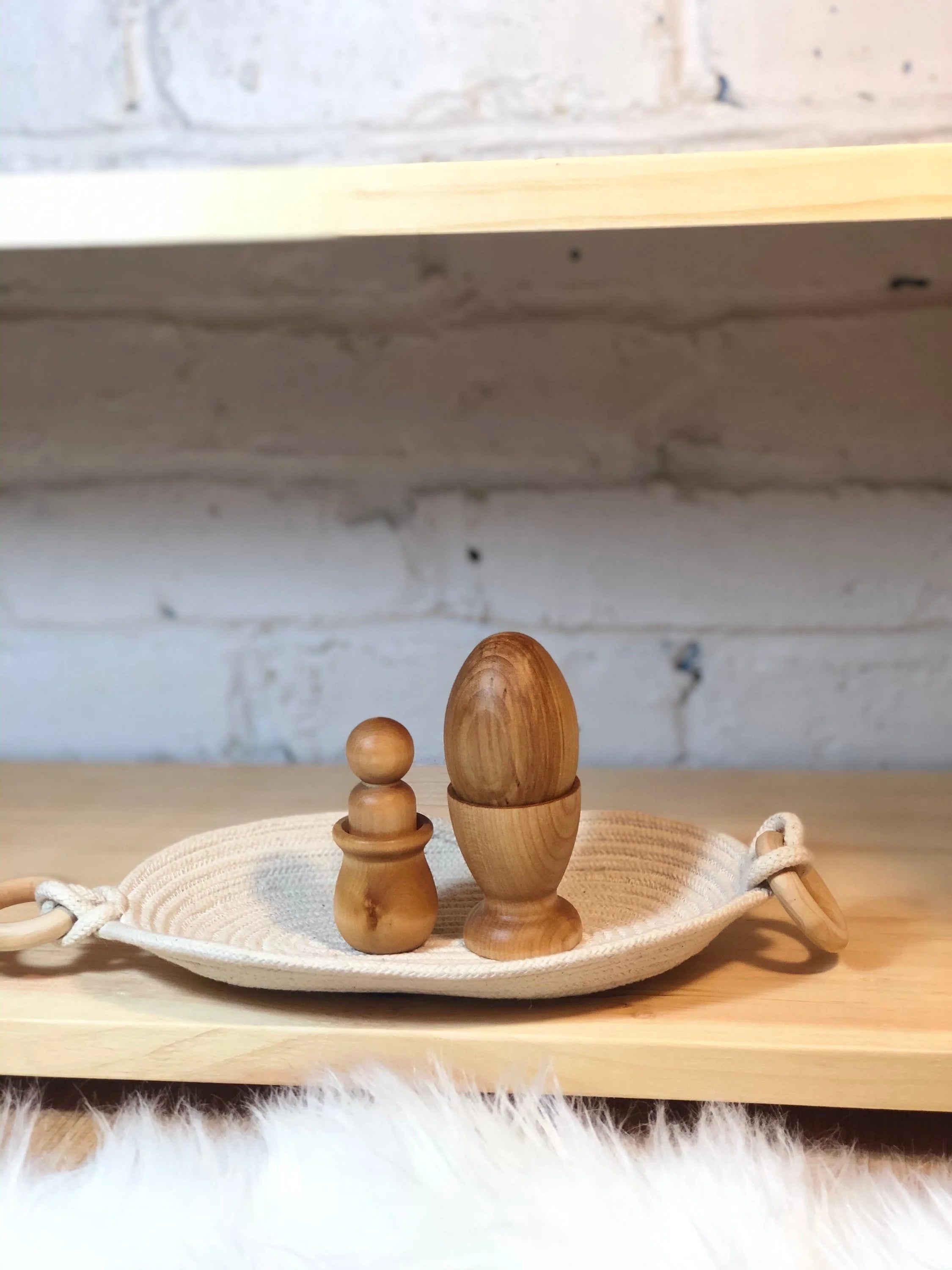 Egg with Cup and Peg with Cup