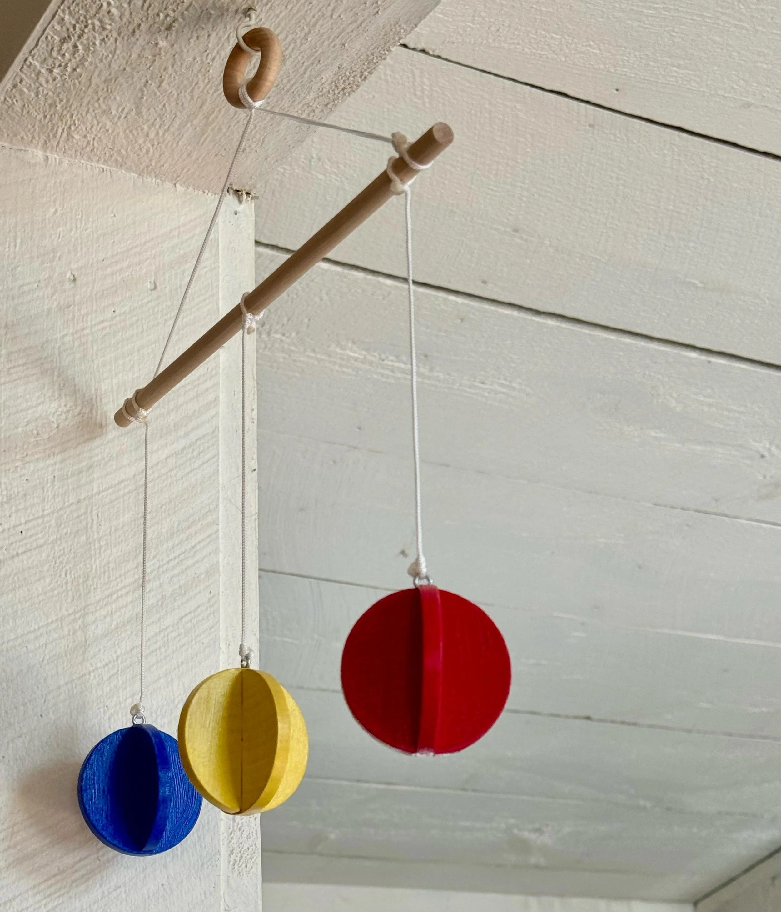 Primary Colors Mobile