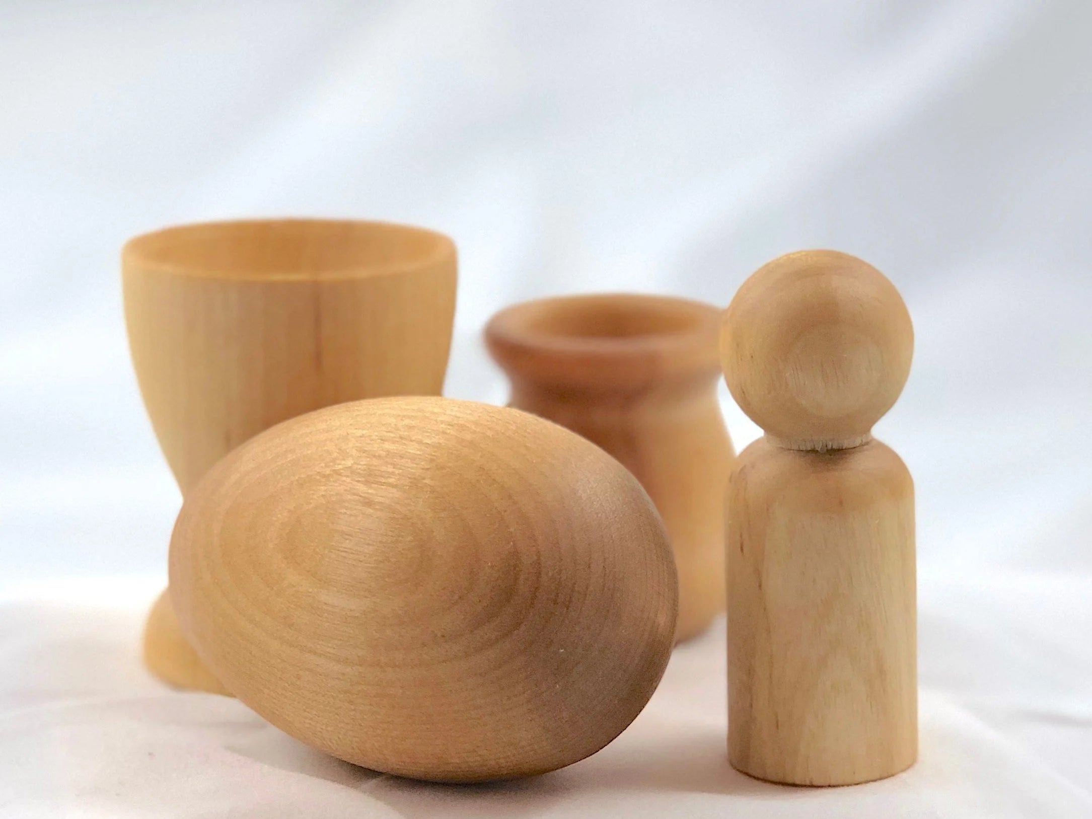 Egg with Cup and Peg with Cup