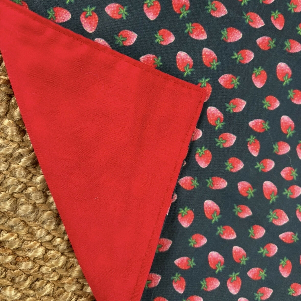 Strawberry Apron (0-3)