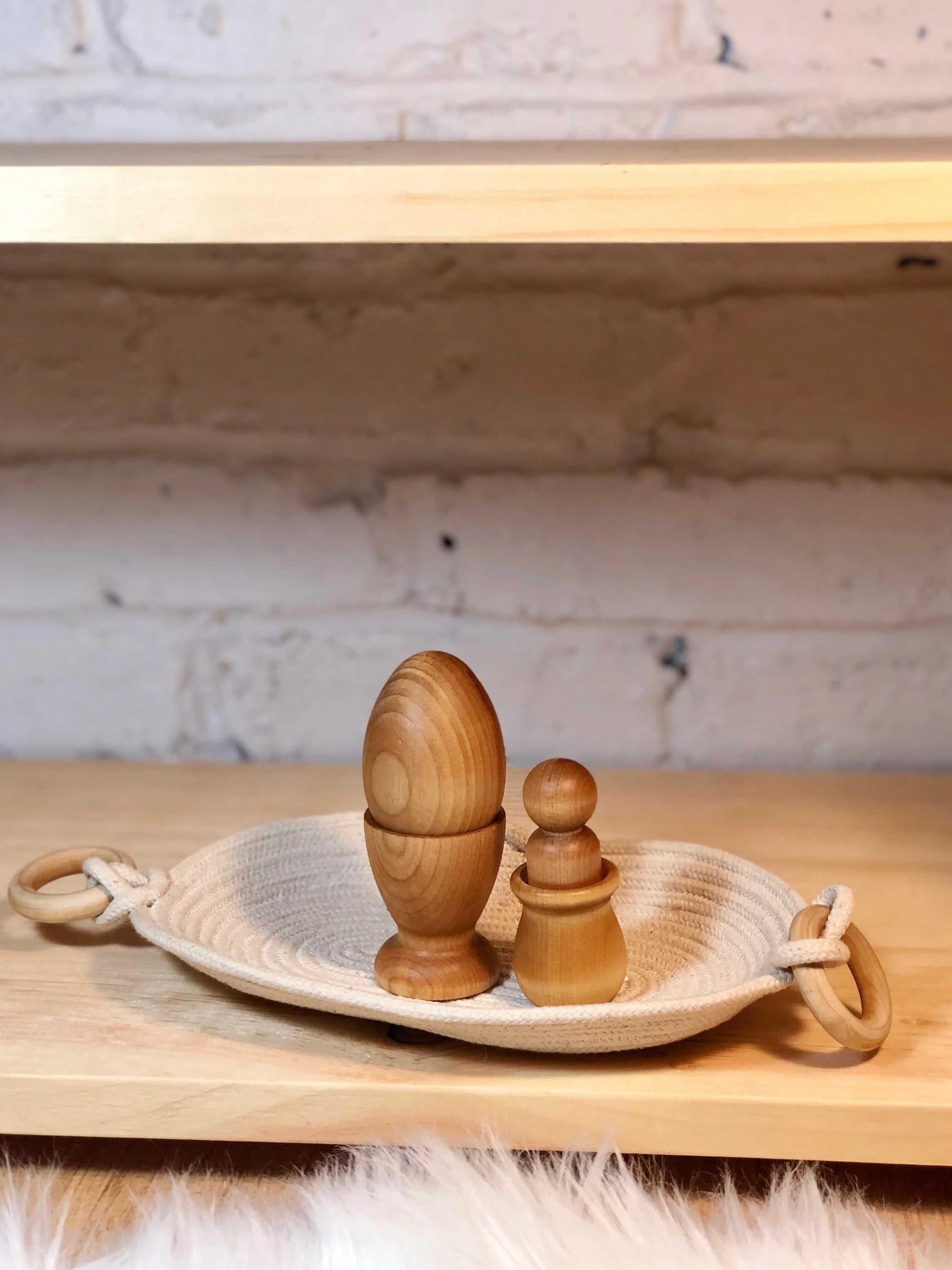 Egg with Cup and Peg with Cup